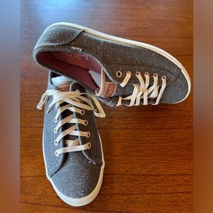 Women’s Keds Kickstart Canvas Shoe size 9